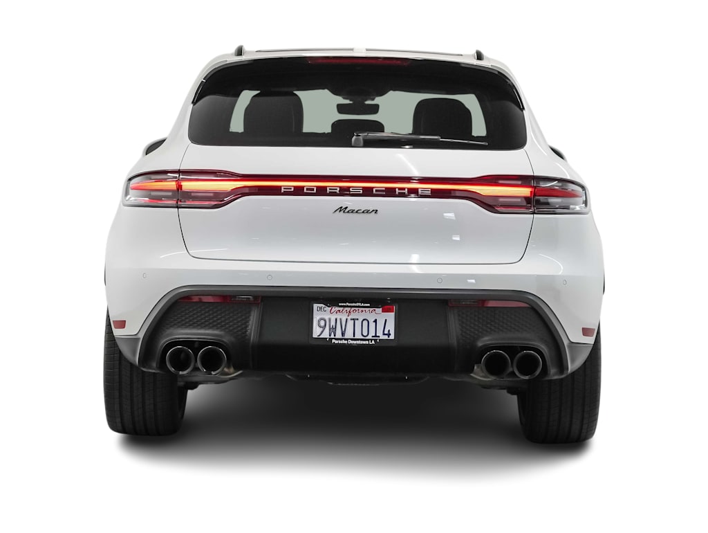 Thumbnail: 2026 Porsche Macan - 5