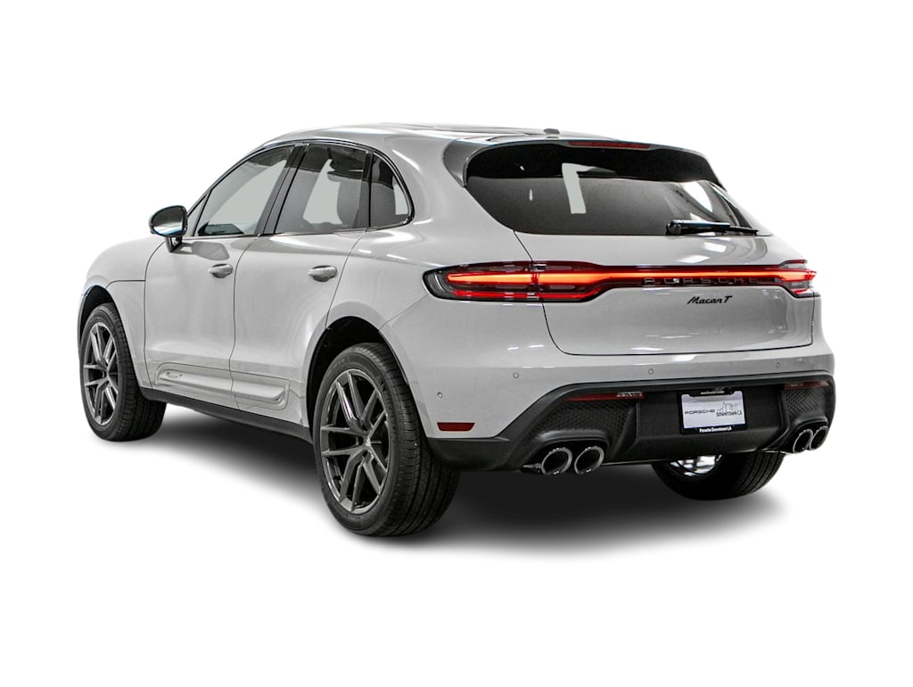 Thumbnail: 2026 Porsche Macan - 15