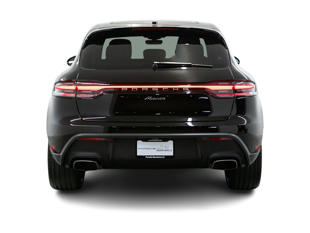 Thumbnail: 2026 Porsche Macan - 16