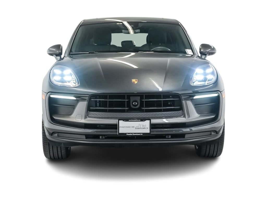 Thumbnail: 2023 Porsche Macan - 5