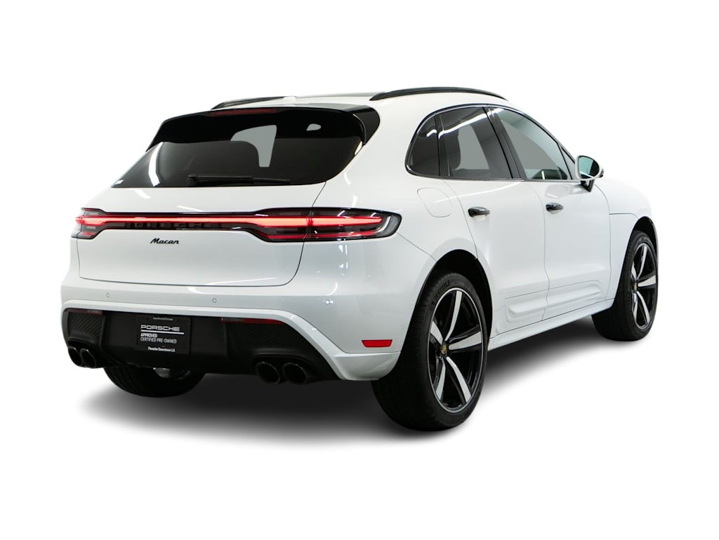 Thumbnail: 2023 Porsche Macan - 14