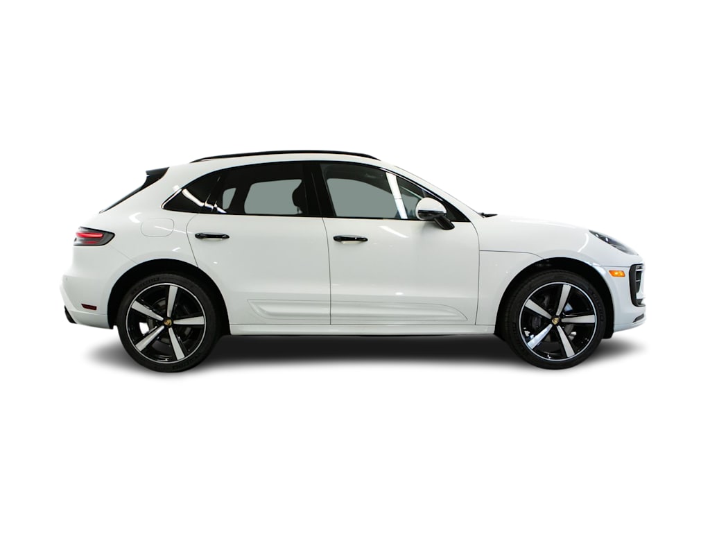 Thumbnail: 2023 Porsche Macan - 15