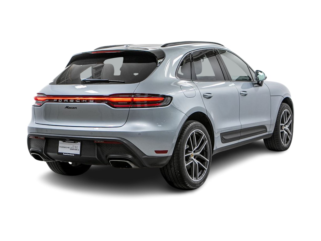 Thumbnail: 2024 Porsche Macan - 16