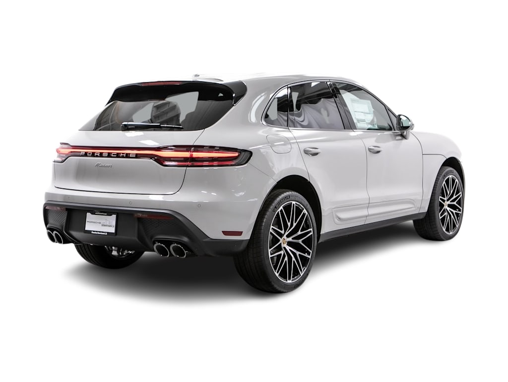 Thumbnail: 2026 Porsche Macan - 17