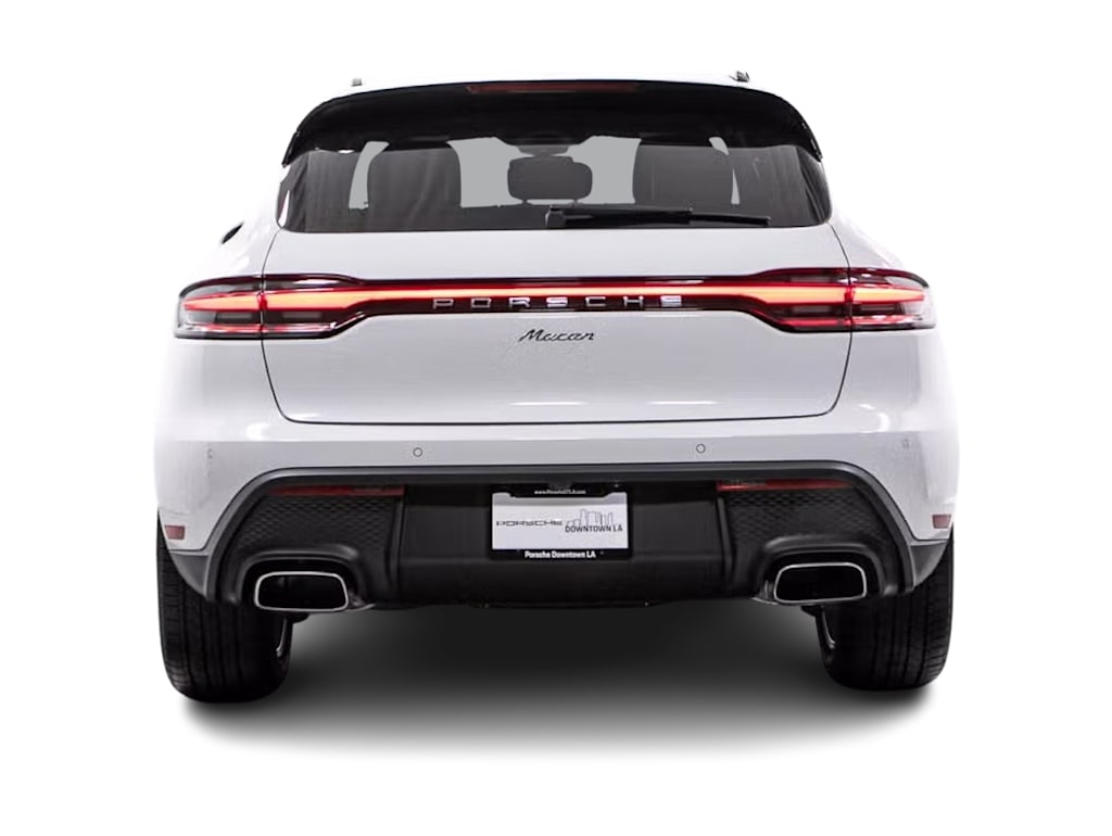 Thumbnail: 2026 Porsche Macan - 5