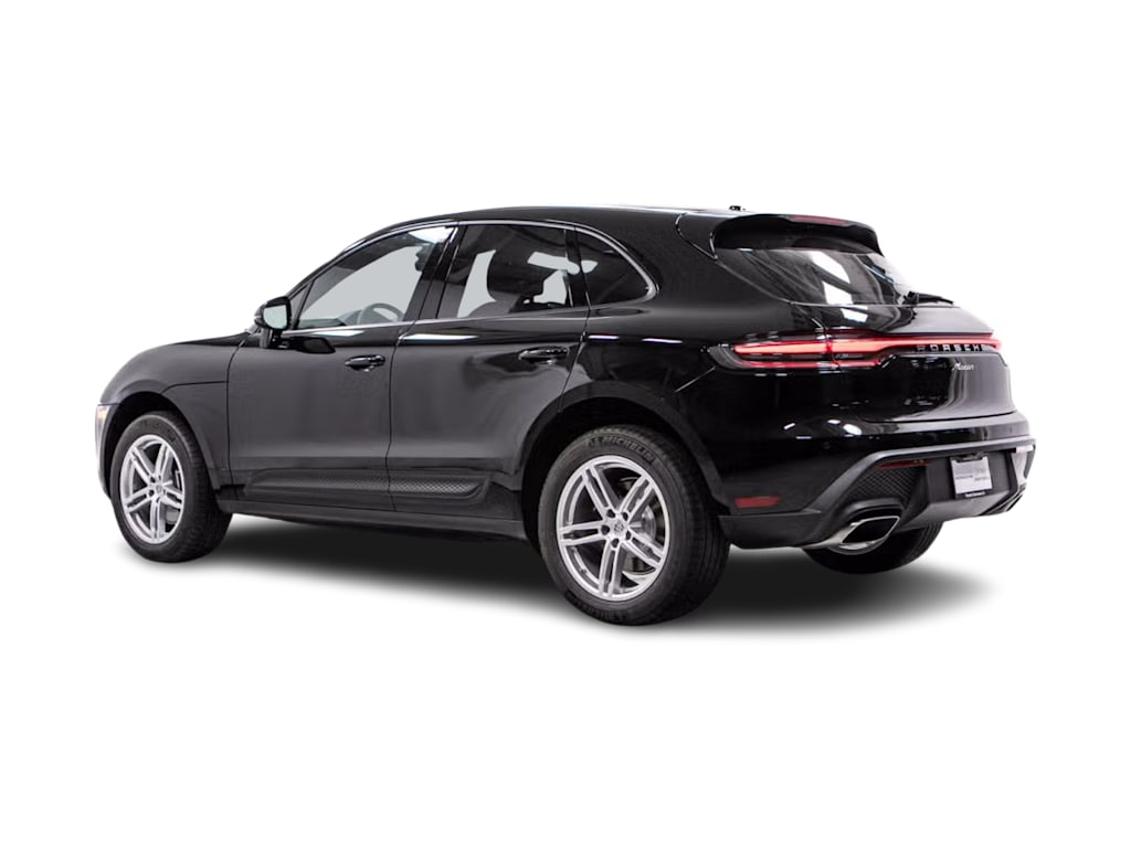 Thumbnail: 2026 Porsche Macan - 13