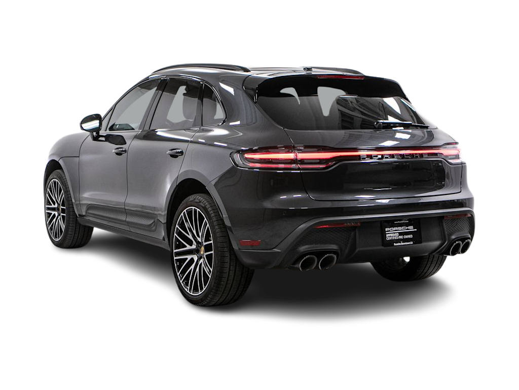 Thumbnail: 2026 Porsche Macan - 4