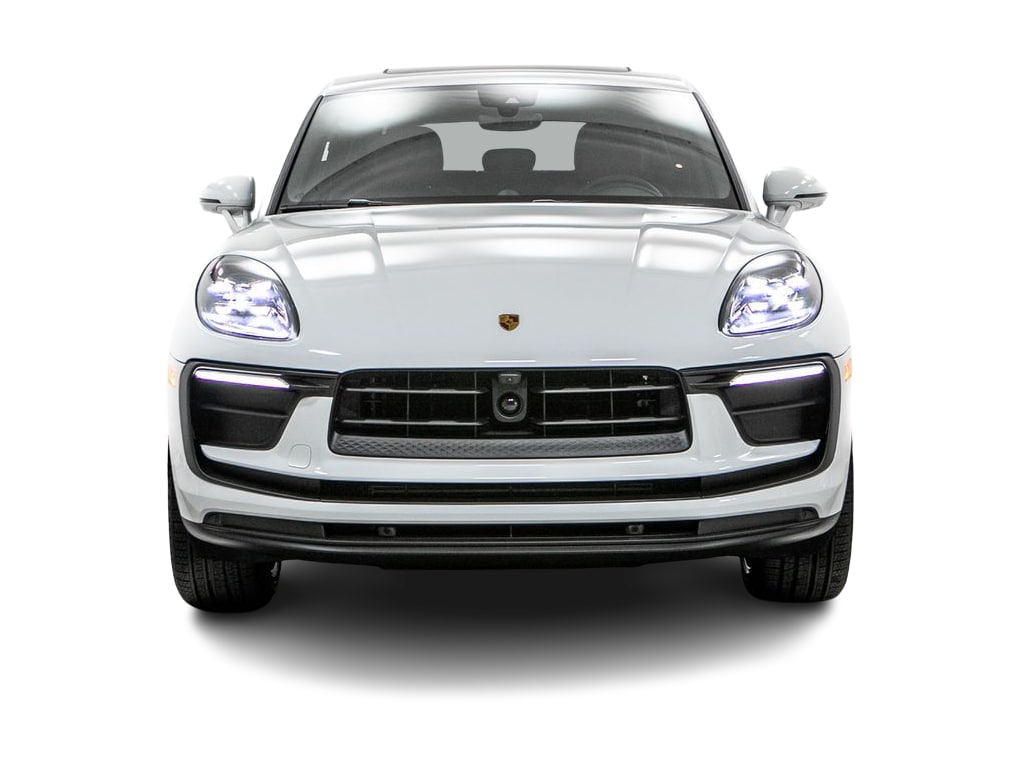 Thumbnail: 2026 Porsche Macan - 17