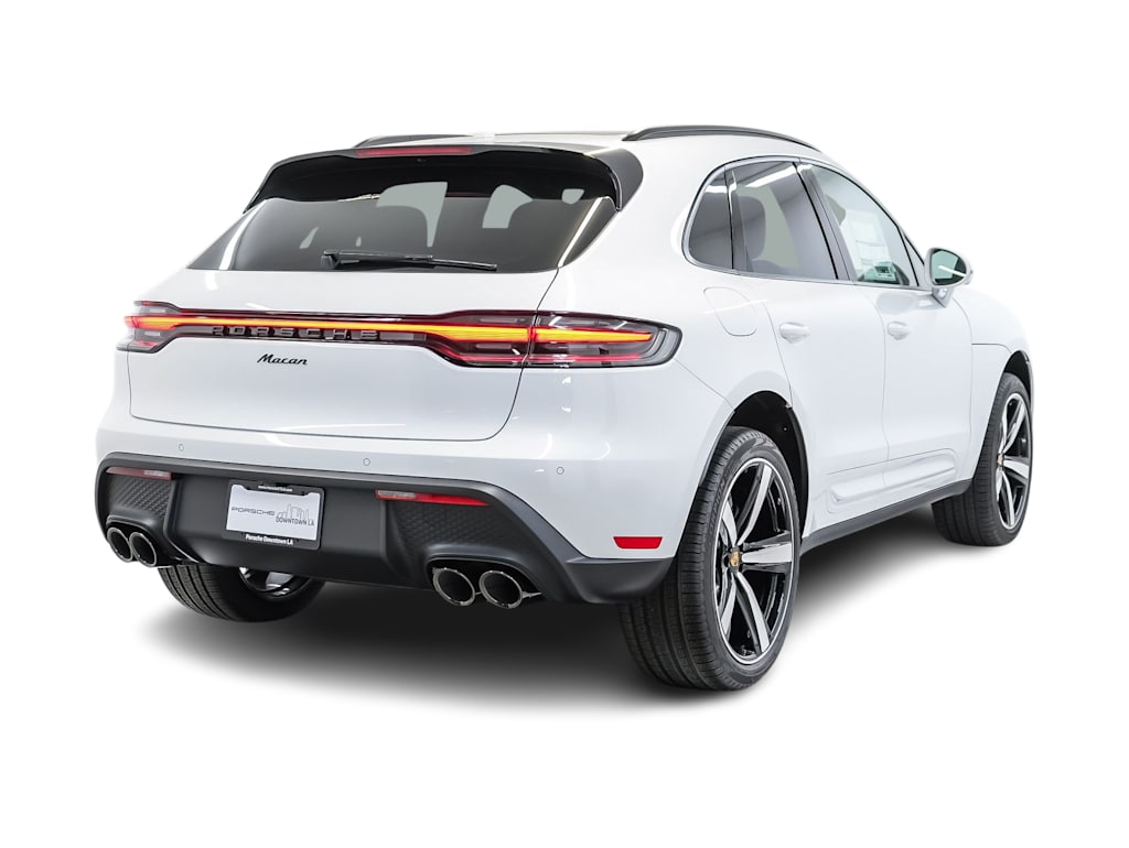 Thumbnail: 2026 Porsche Macan - 19