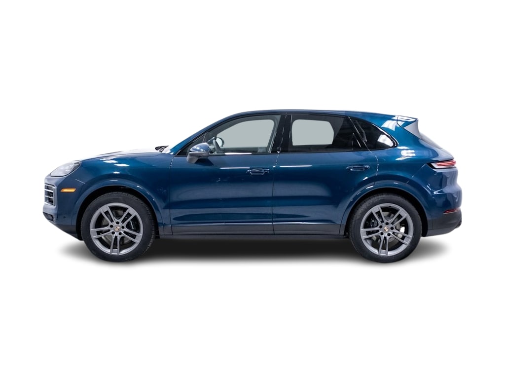 Thumbnail: 2025 Porsche Cayenne - 3