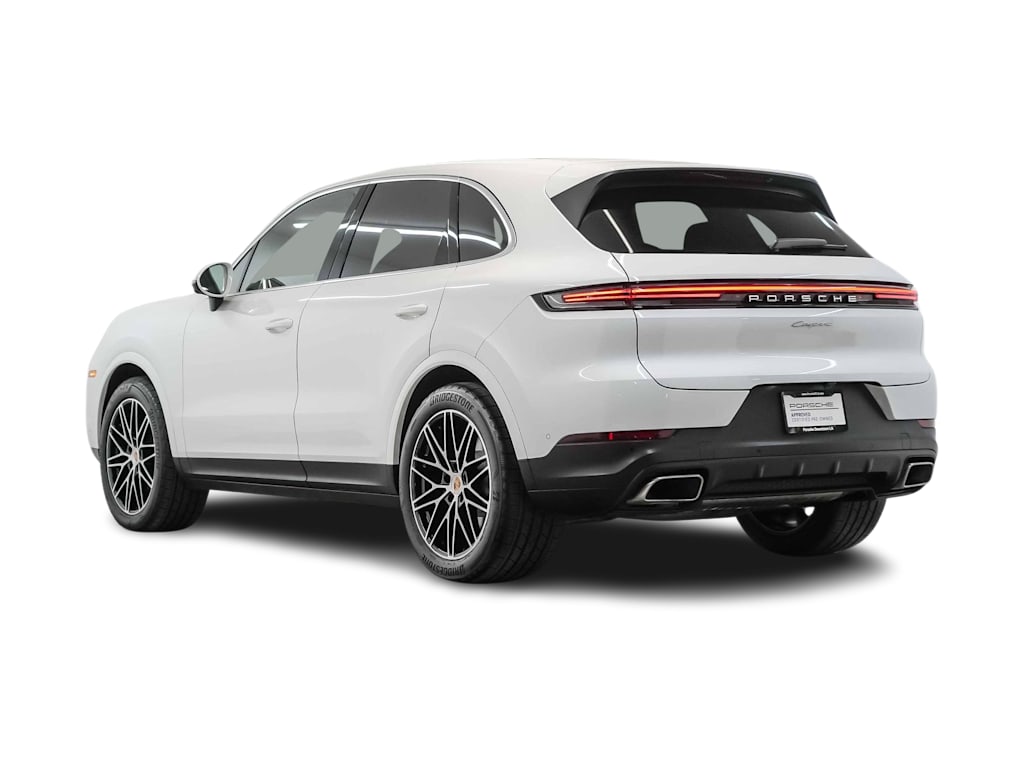 Thumbnail: 2024 Porsche Cayenne - 4