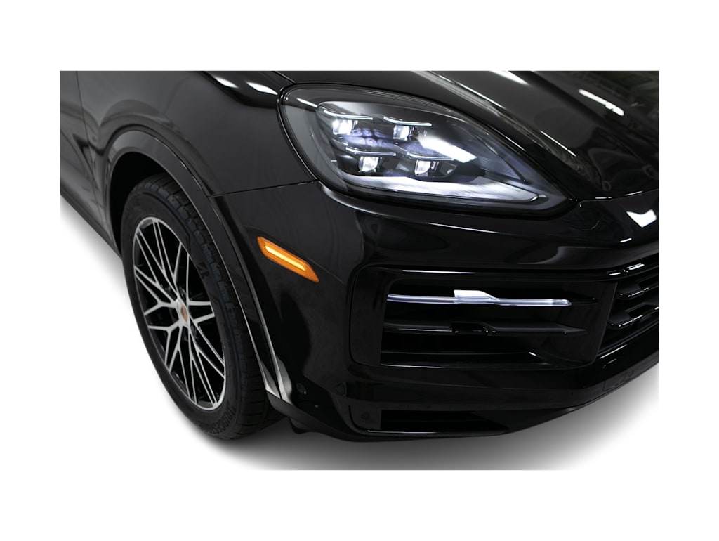Thumbnail: 2026 Porsche Cayenne - 3