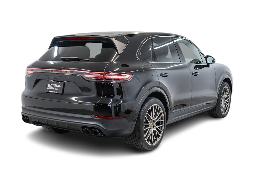 Thumbnail: 2023 Porsche Cayenne - 22