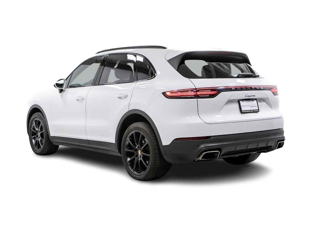 Thumbnail: 2023 Porsche Cayenne - 4