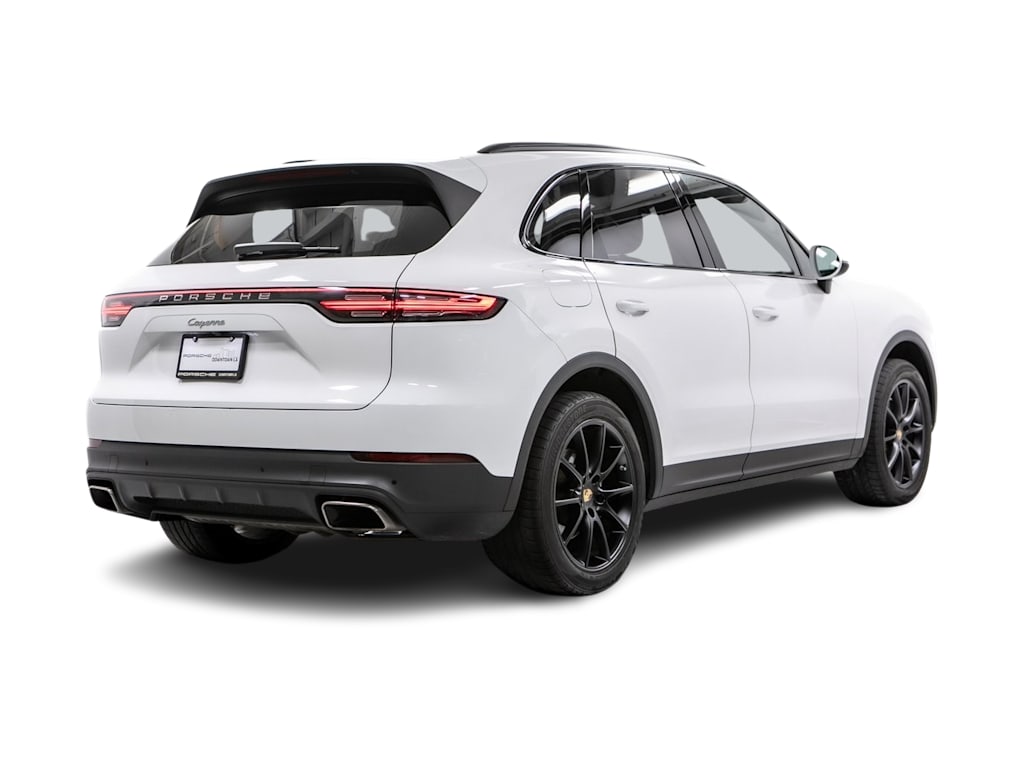 Thumbnail: 2023 Porsche Cayenne - 16