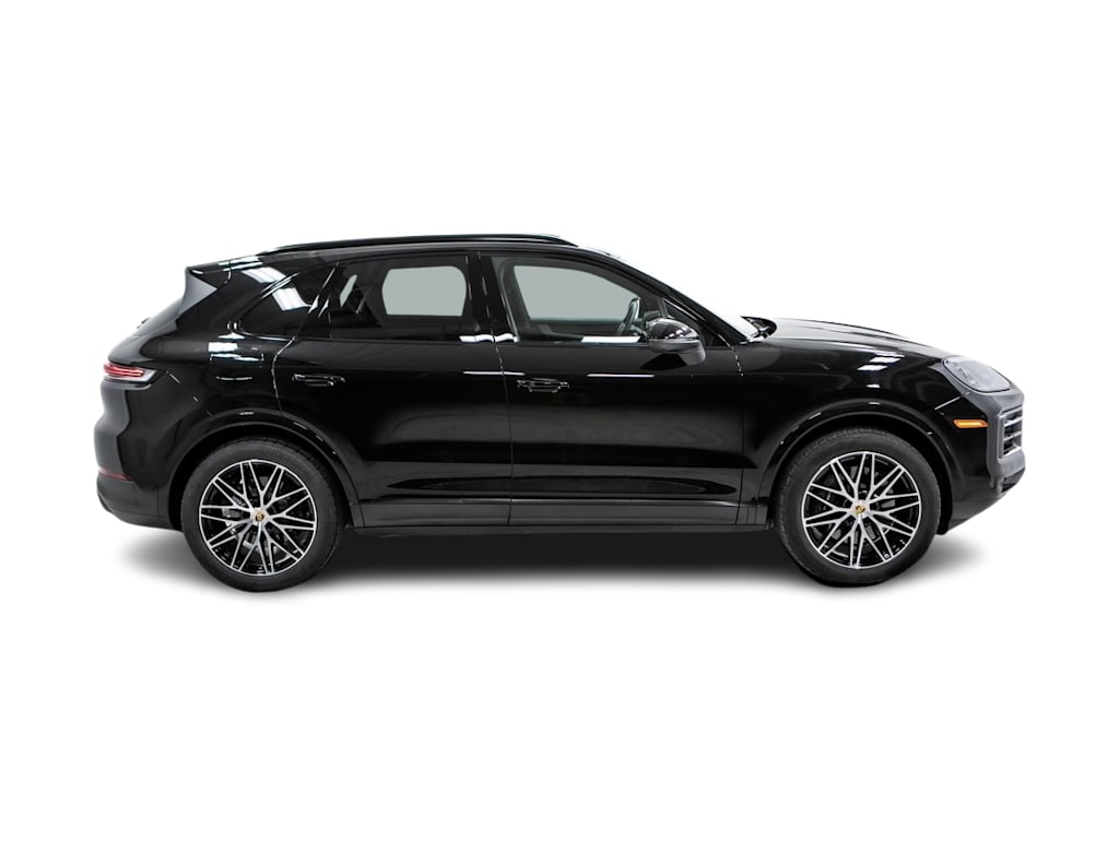 2024 Porsche Cayenne Base 19
