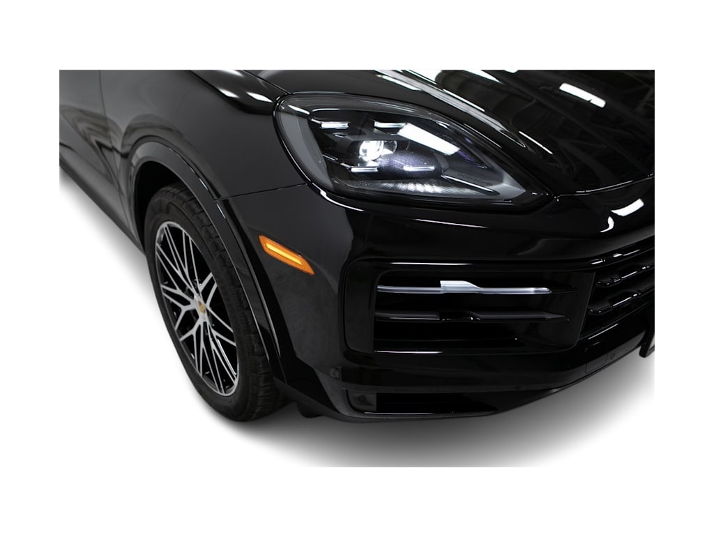 2024 Porsche Cayenne Base 21