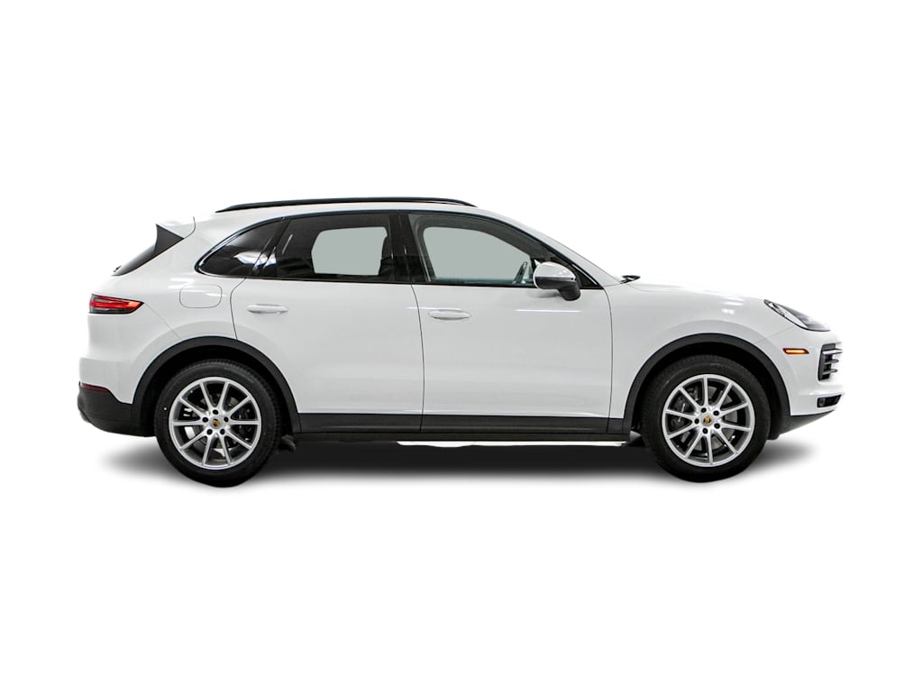 Thumbnail: 2023 Porsche Cayenne - 17