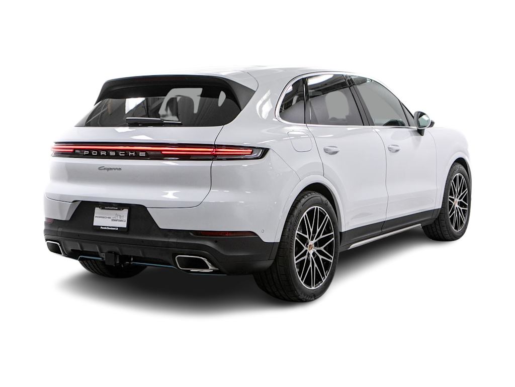 Thumbnail: 2026 Porsche Cayenne - 16