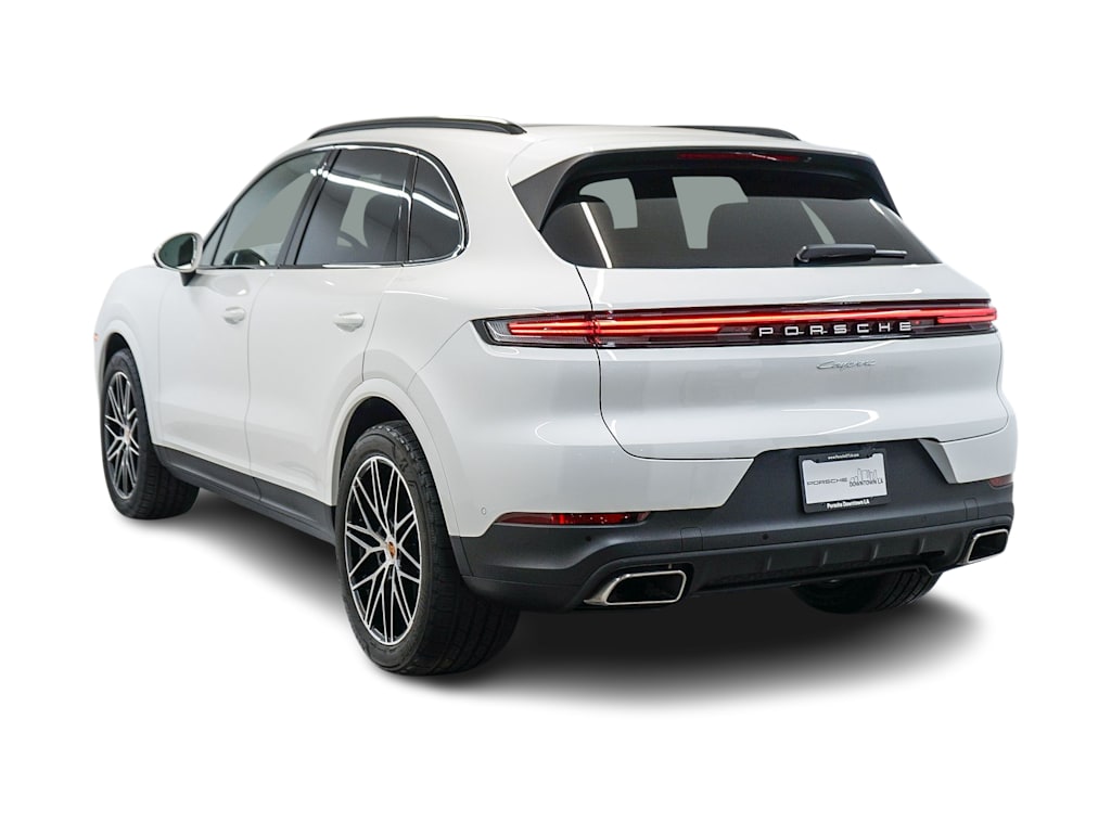 Thumbnail: 2026 Porsche Cayenne - 4