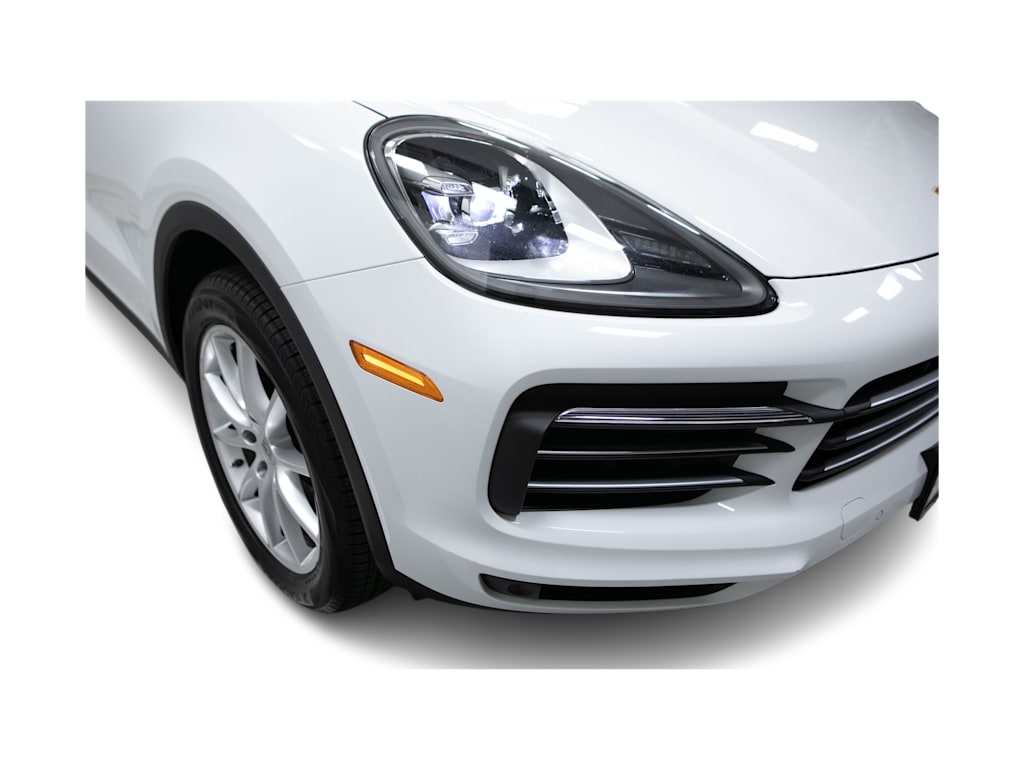 Thumbnail: 2022 Porsche Cayenne - 21