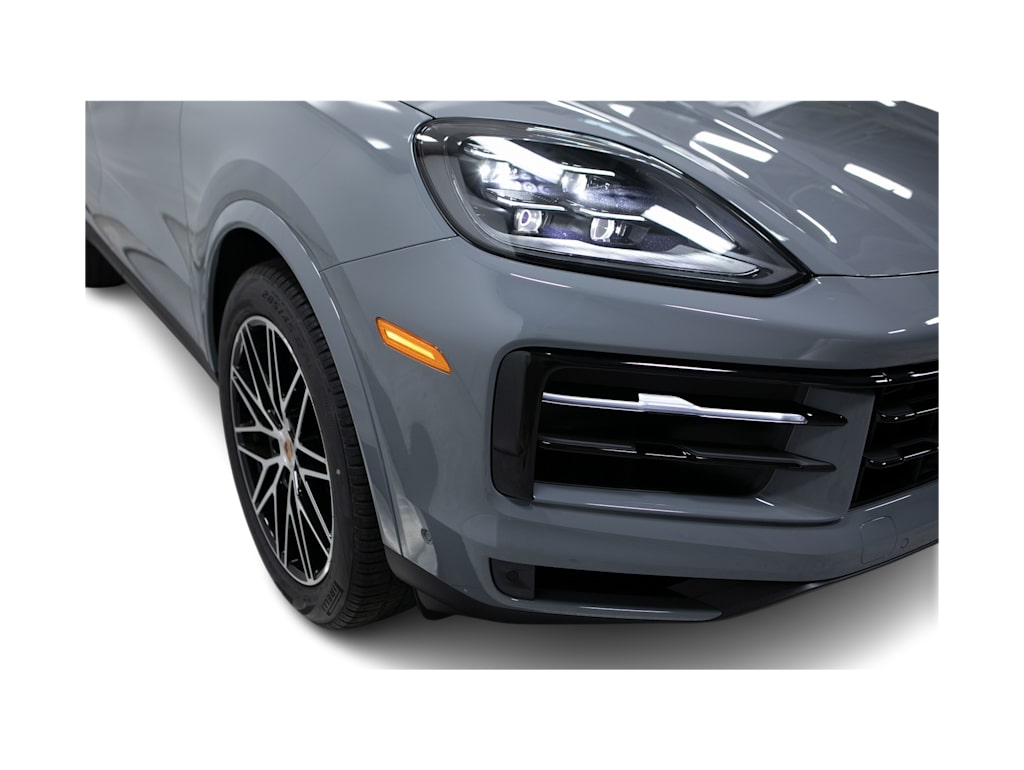 Thumbnail: 2026 Porsche Cayenne - 3