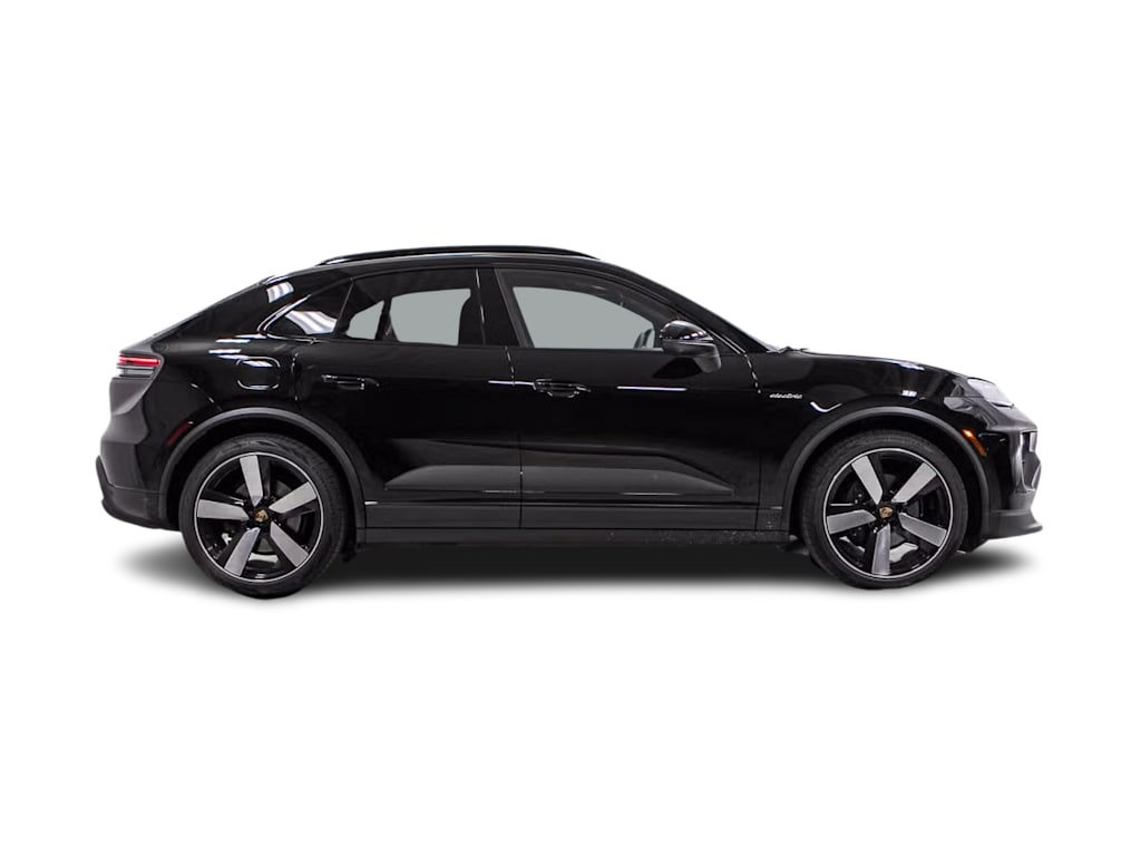 Thumbnail: 2025 Porsche Macan - 16