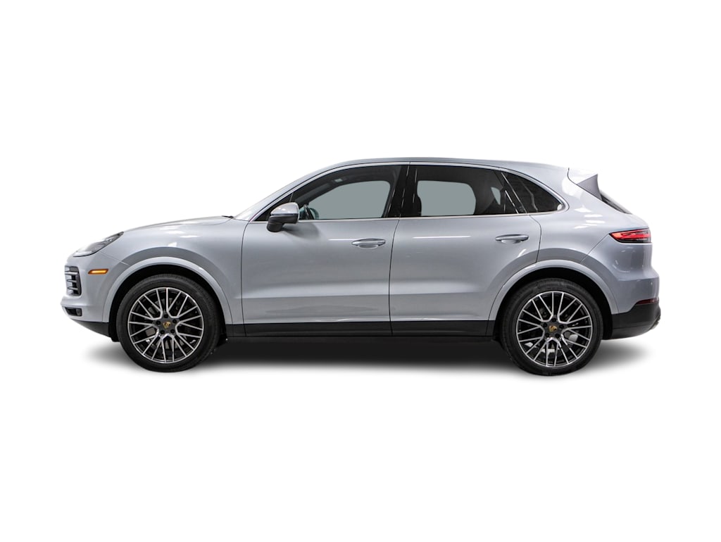 Thumbnail: 2022 Porsche Cayenne - 3