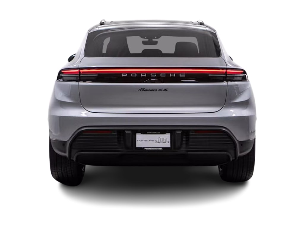 Thumbnail: 2026 Porsche Macan - 4
