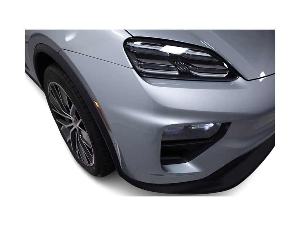 Thumbnail: 2026 Porsche Macan - 20