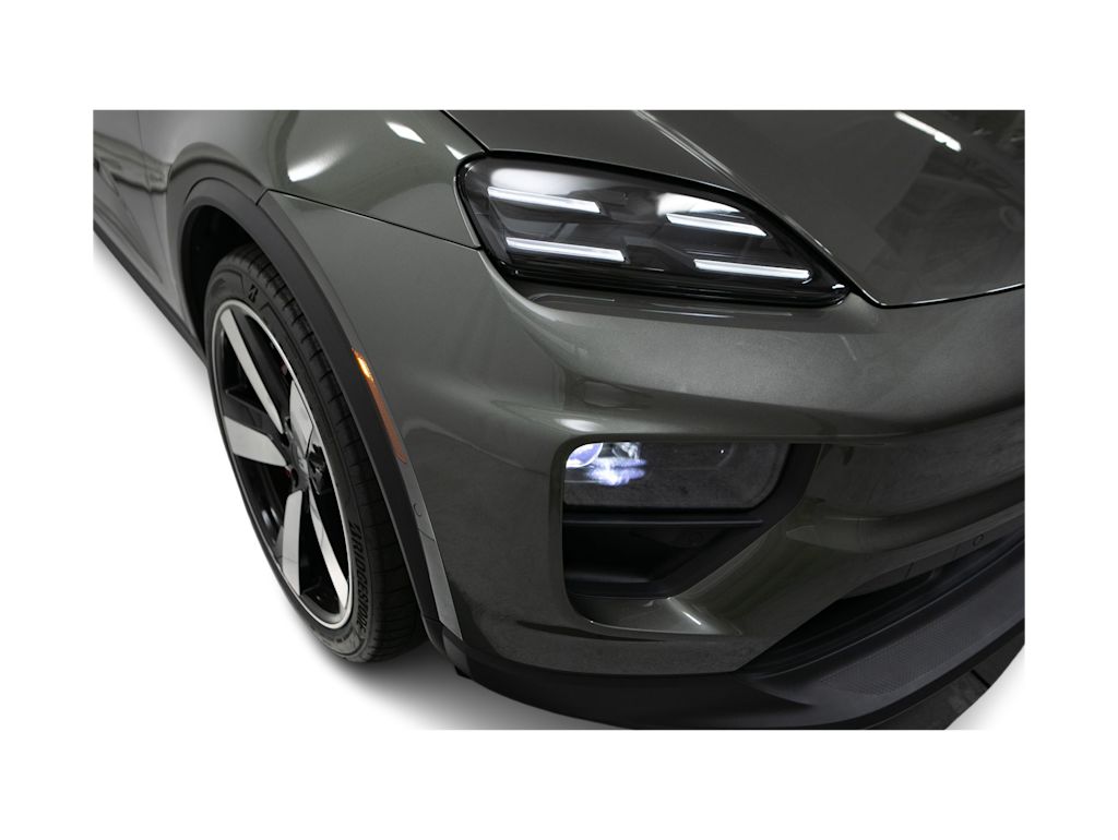 Thumbnail: 2026 Porsche Macan - 3