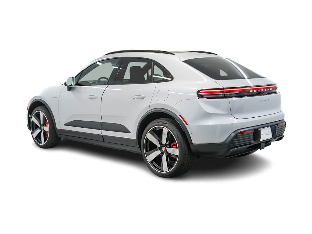 Thumbnail: 2025 Porsche Macan - 4