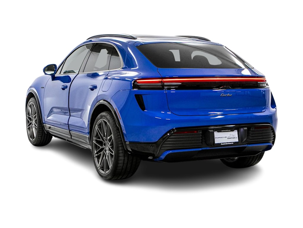 Thumbnail: 2026 Porsche Macan - 15