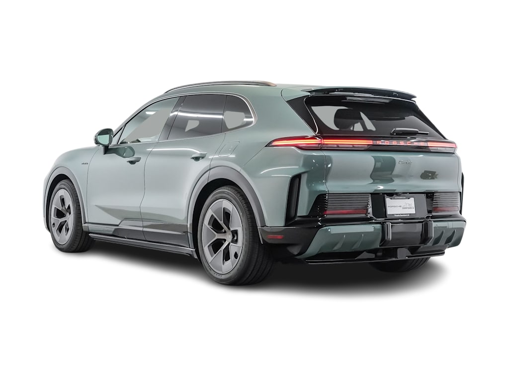 Thumbnail: 2026 Porsche Cayenne - 4