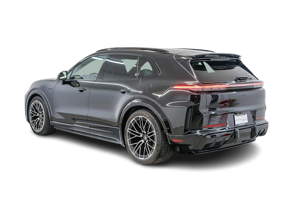 Thumbnail: 2026 Porsche Cayenne - 4