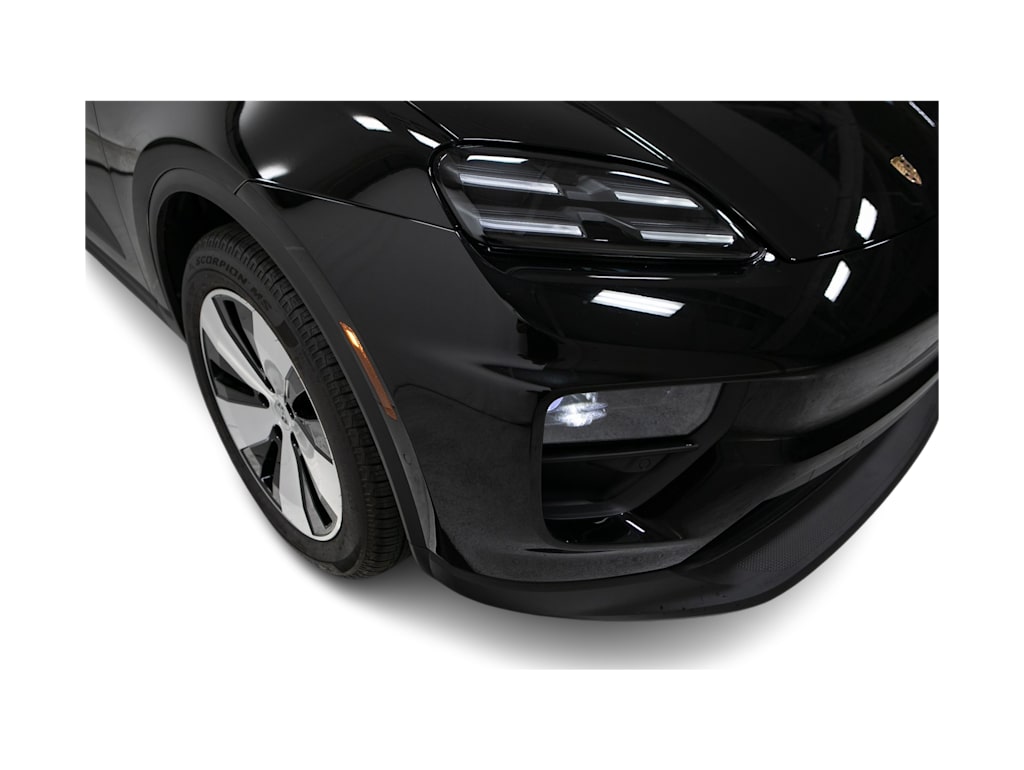 Thumbnail: 2025 Porsche Macan - 20