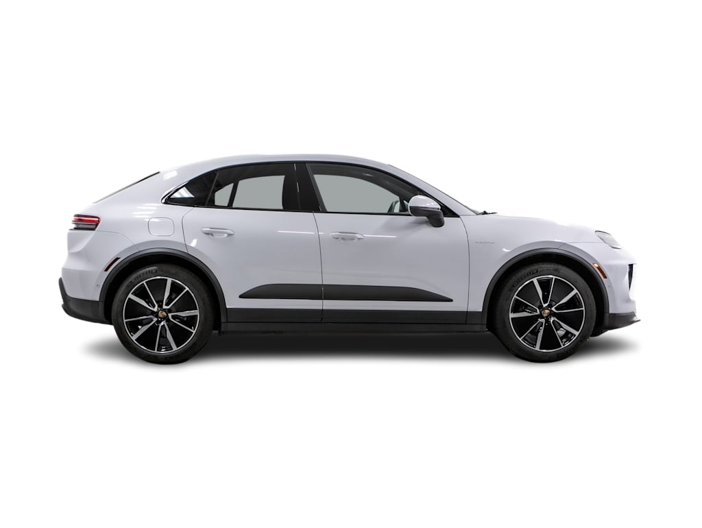 Thumbnail: 2025 Porsche Macan - 17