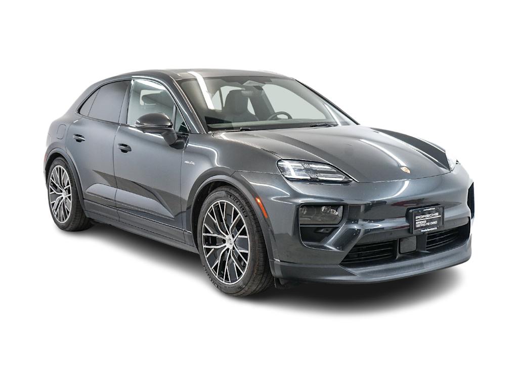 Thumbnail: 2026 Porsche Macan - 18