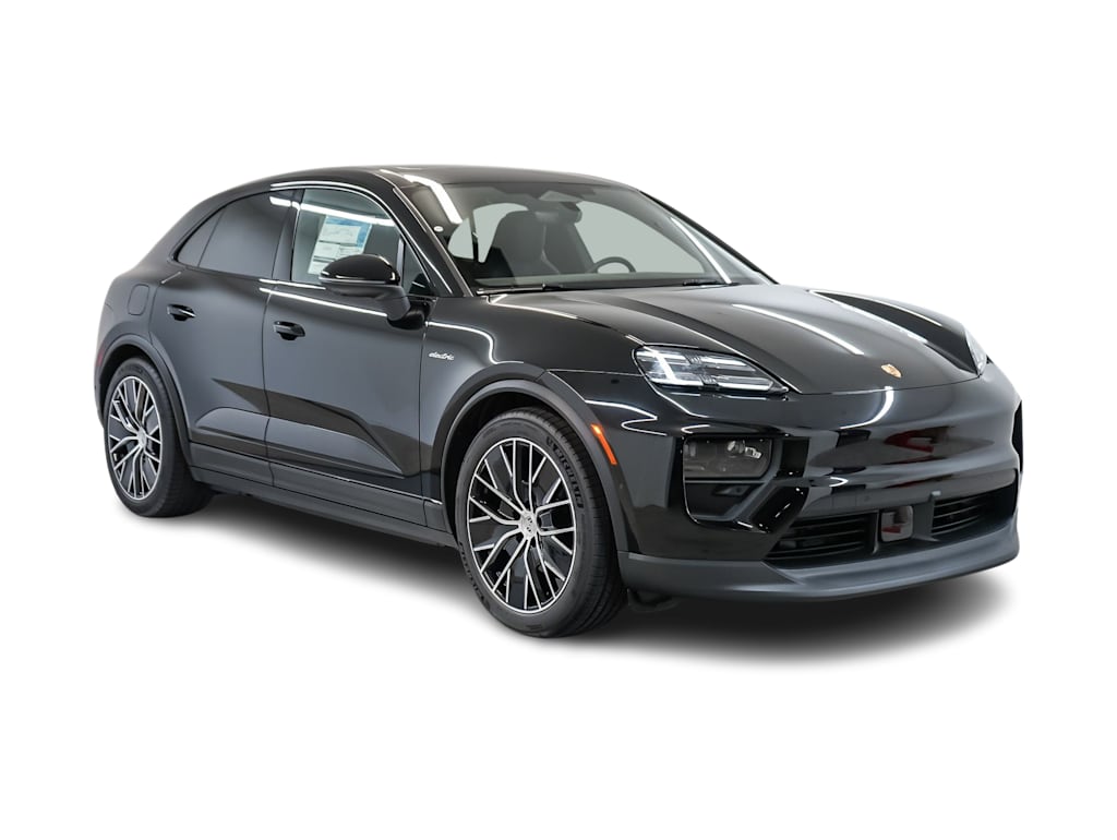 Thumbnail: 2026 Porsche Macan - 17