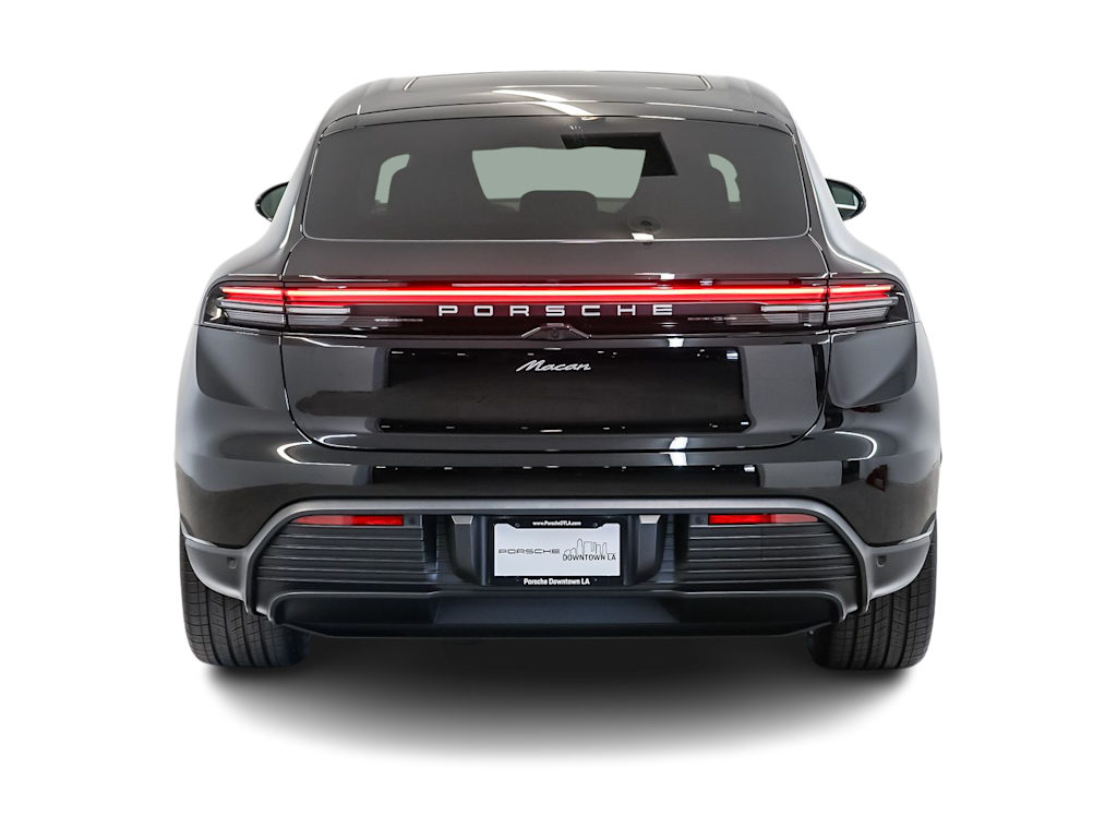Thumbnail: 2026 Porsche Macan - 20