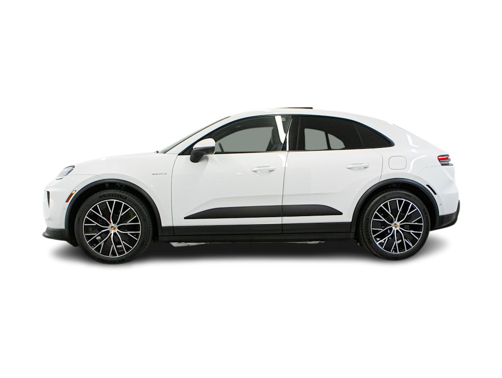 Thumbnail: 2026 Porsche Macan - 15