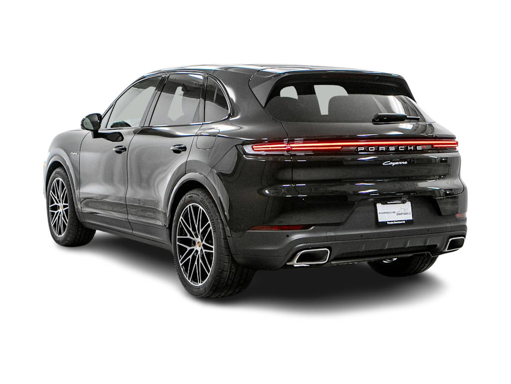 Thumbnail: 2026 Porsche Cayenne - 4