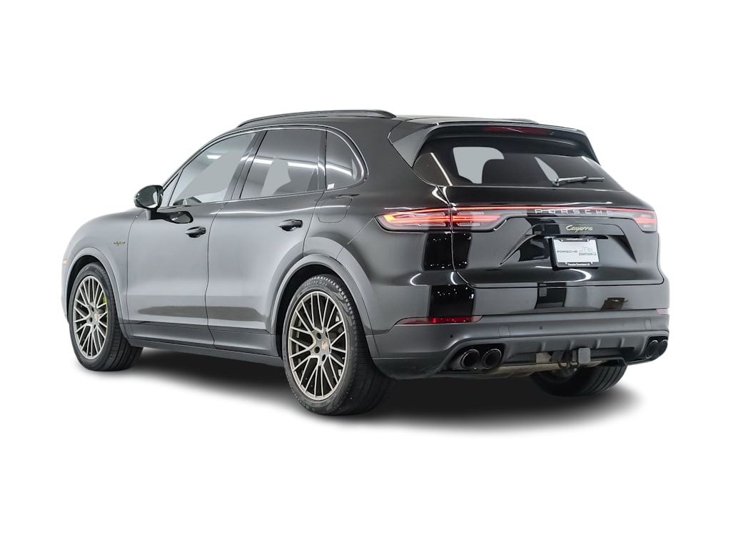 Thumbnail: 2023 Porsche Cayenne - 4