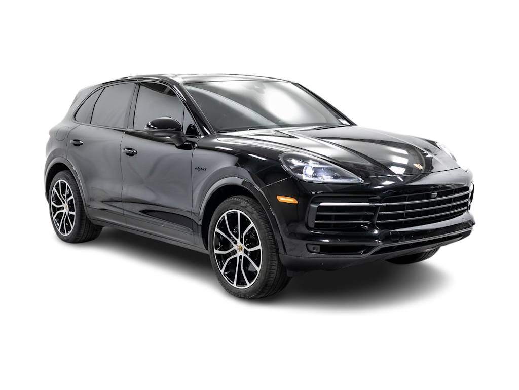 Thumbnail: 2022 Porsche Cayenne - 18