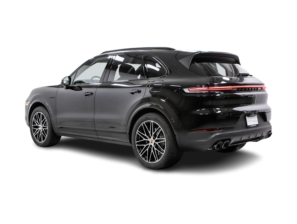 Thumbnail: 2026 Porsche Cayenne - 4