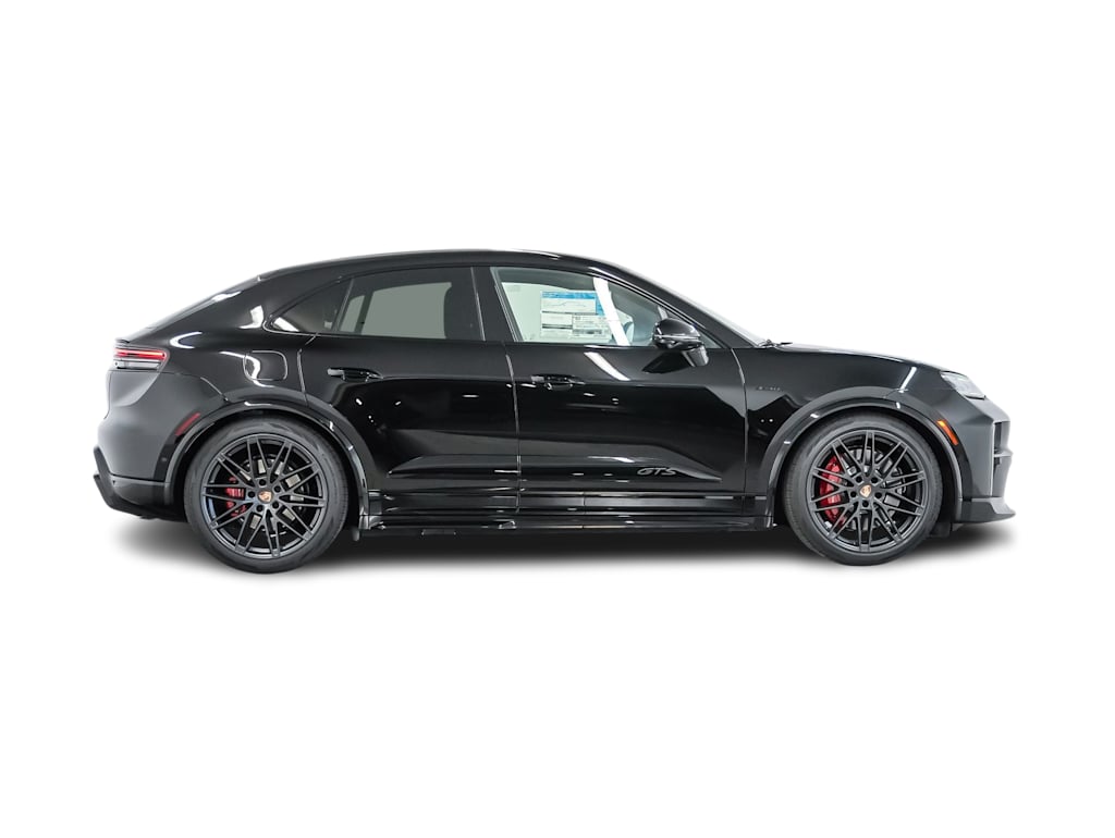 Thumbnail: 2026 Porsche Macan - 16