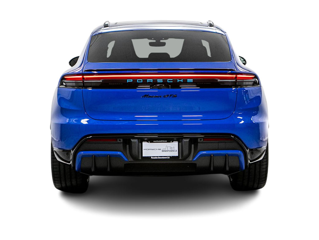 Thumbnail: 2026 Porsche Macan - 14
