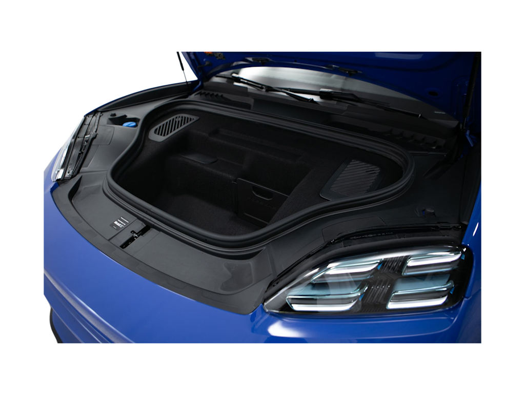 Thumbnail: 2026 Porsche Macan - 3
