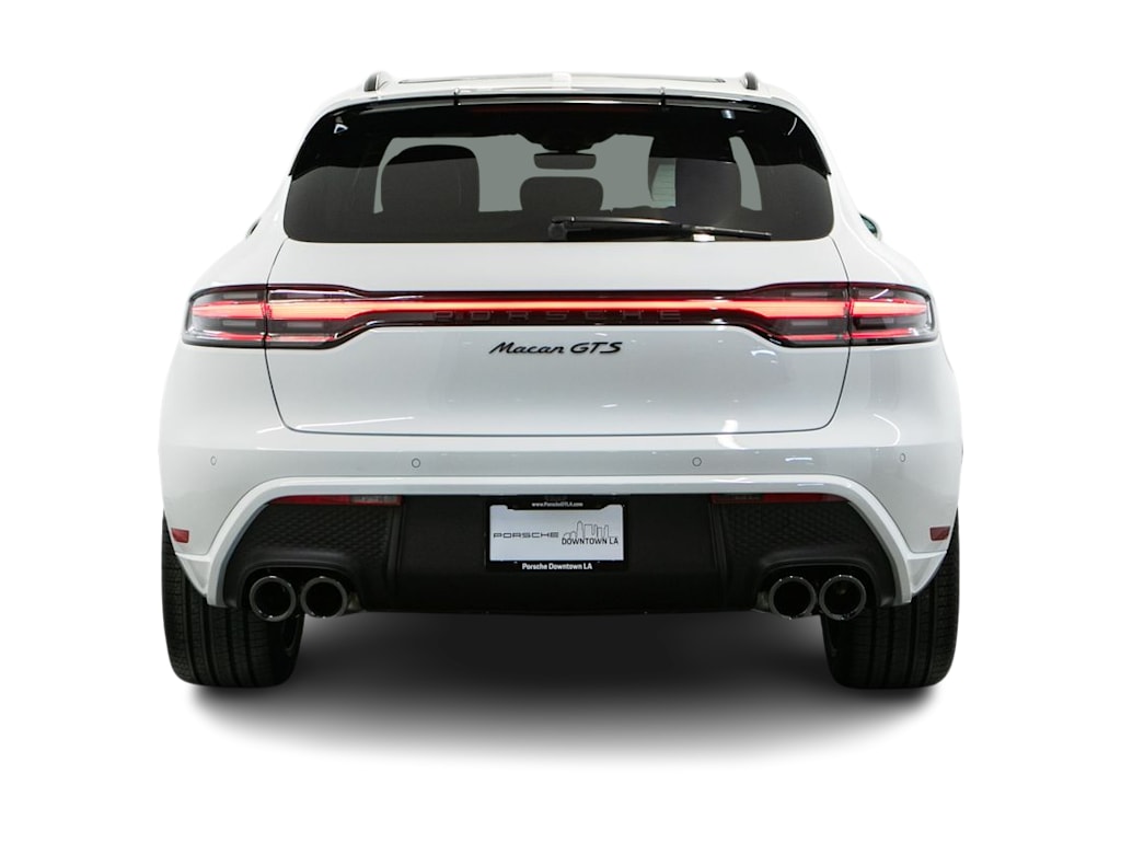 Thumbnail: 2026 Porsche Macan - 5