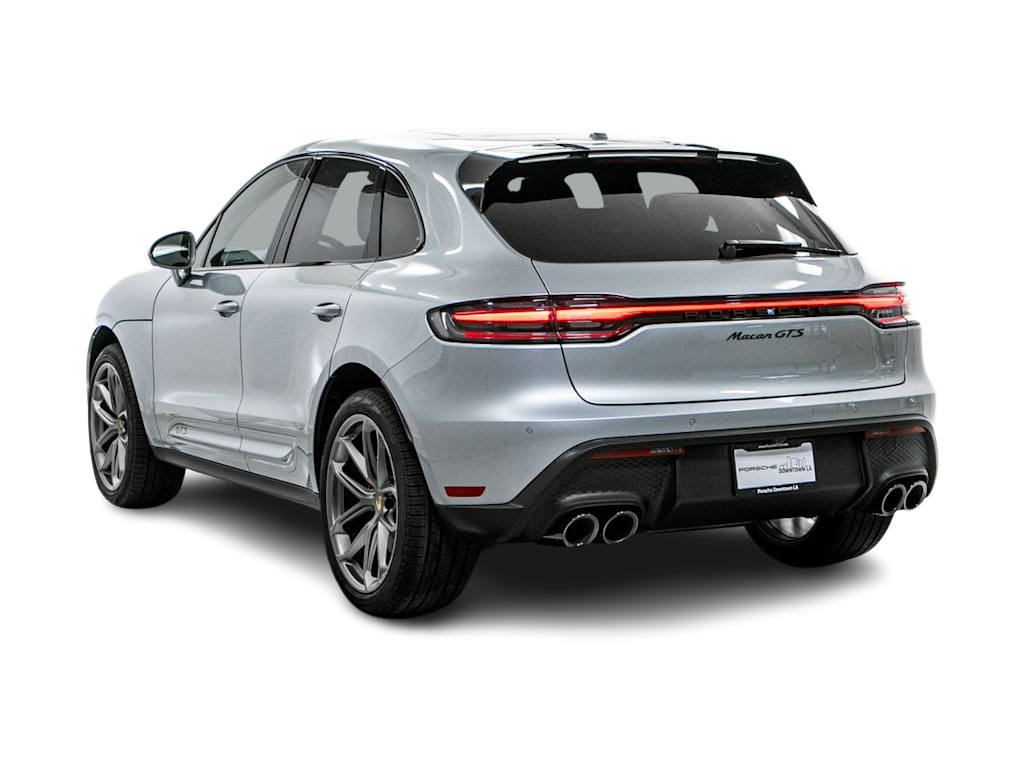 Thumbnail: 2026 Porsche Macan - 15